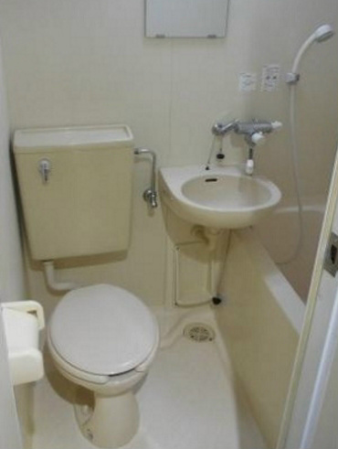 シャワールーム