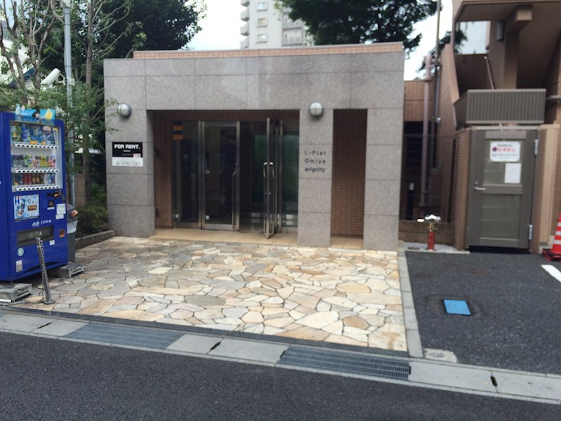 建物エントランス