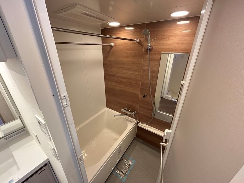 シャワールーム