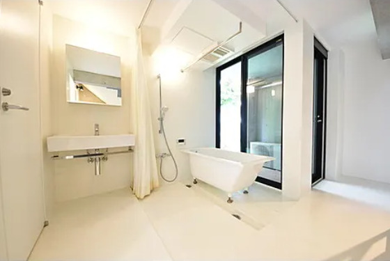 シャワールーム