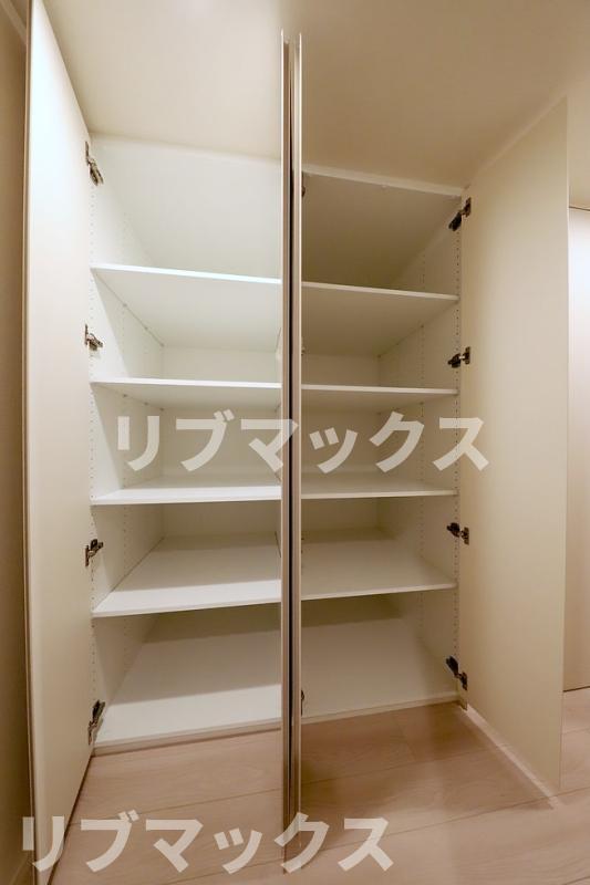 収納
