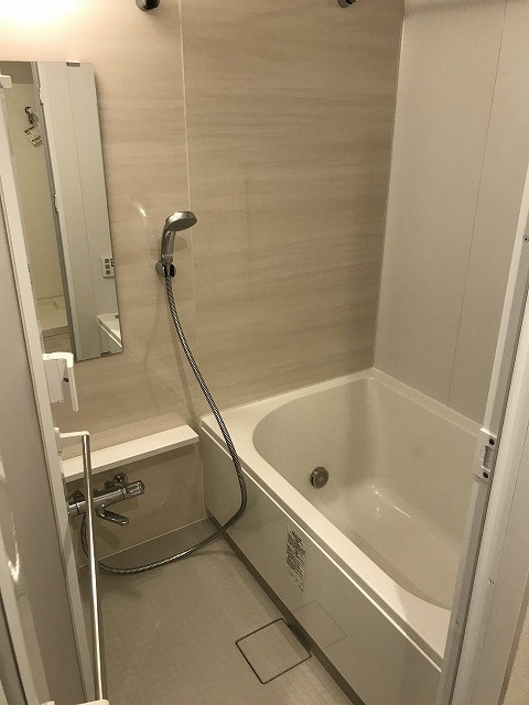 シャワールーム