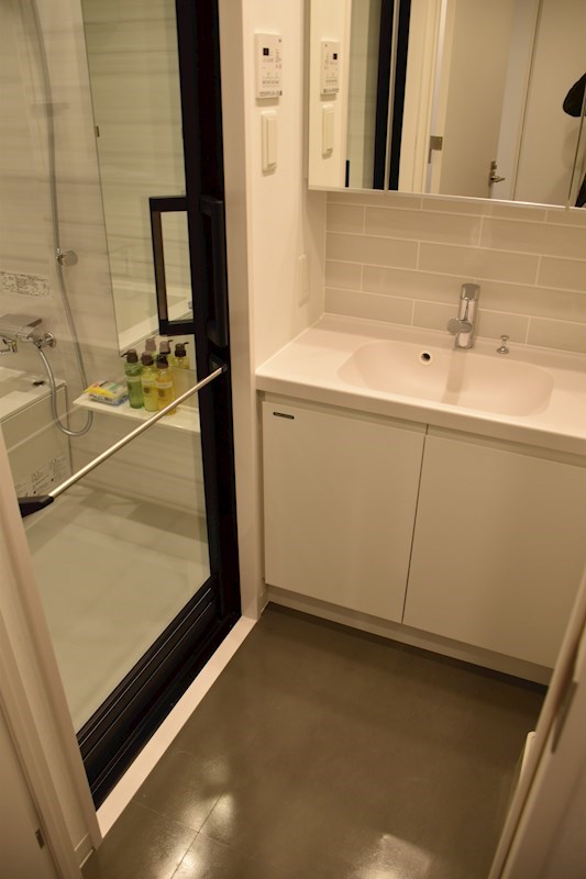 シャワールーム