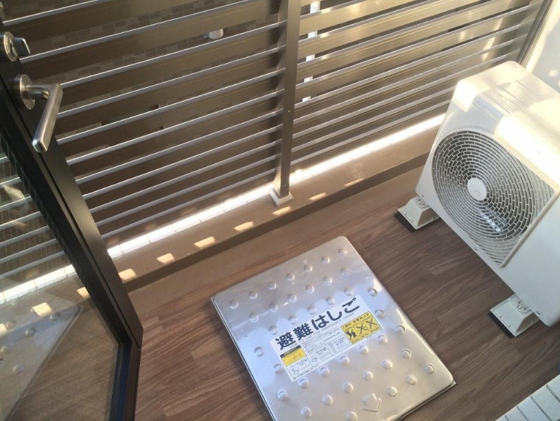 バルコニー
