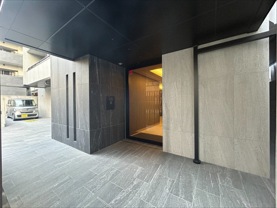 建物エントランス