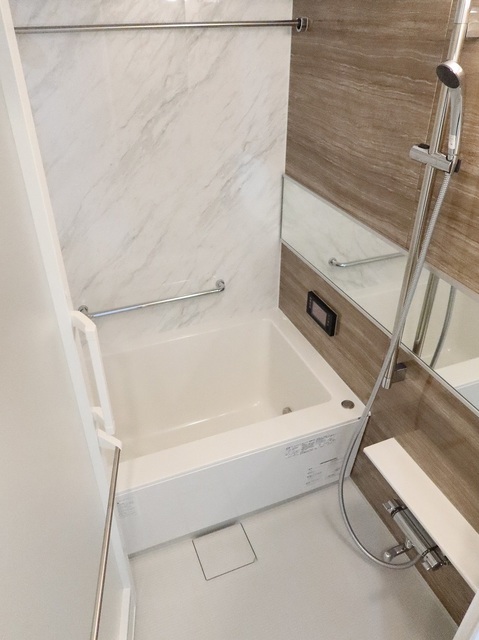 シャワールーム