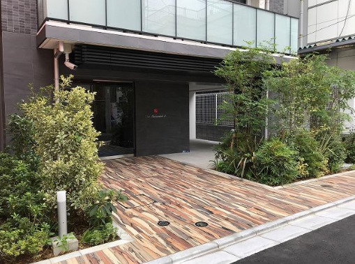 建物エントランス