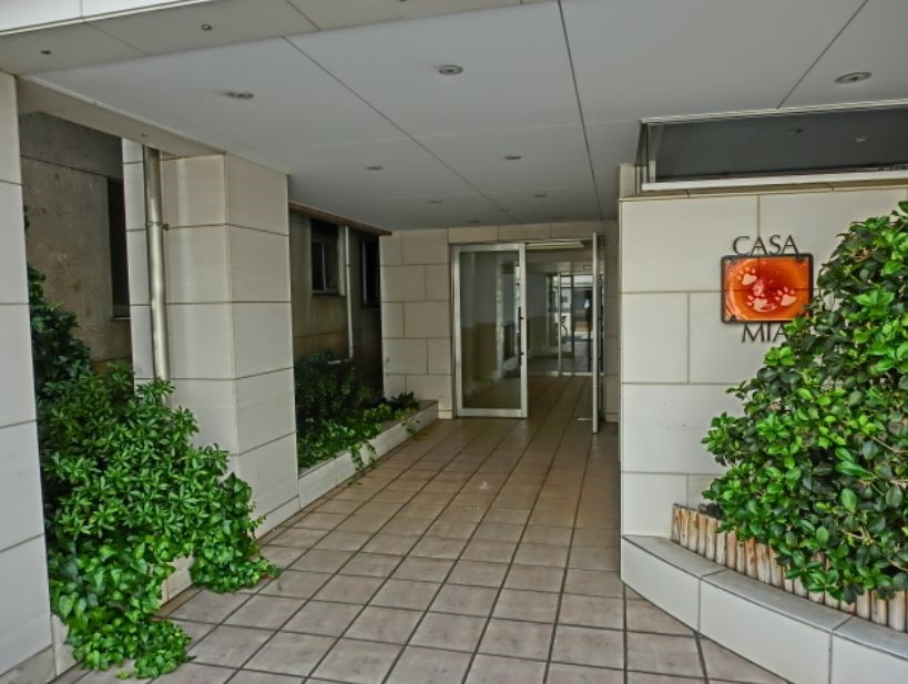 建物エントランス