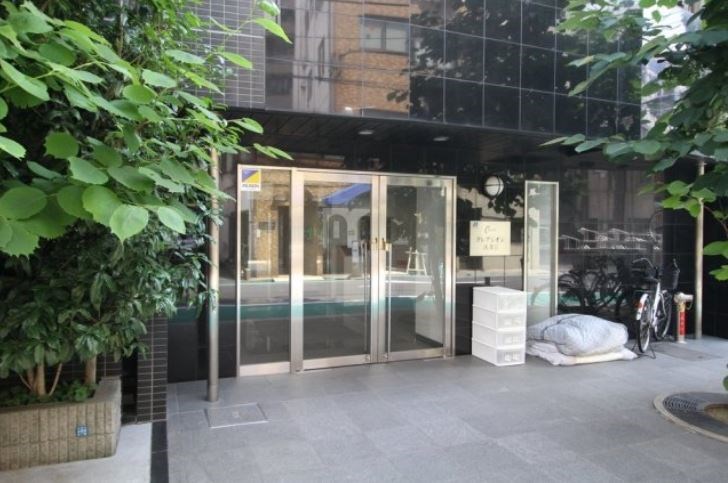 建物エントランス