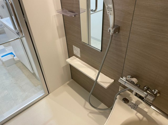 シャワールーム