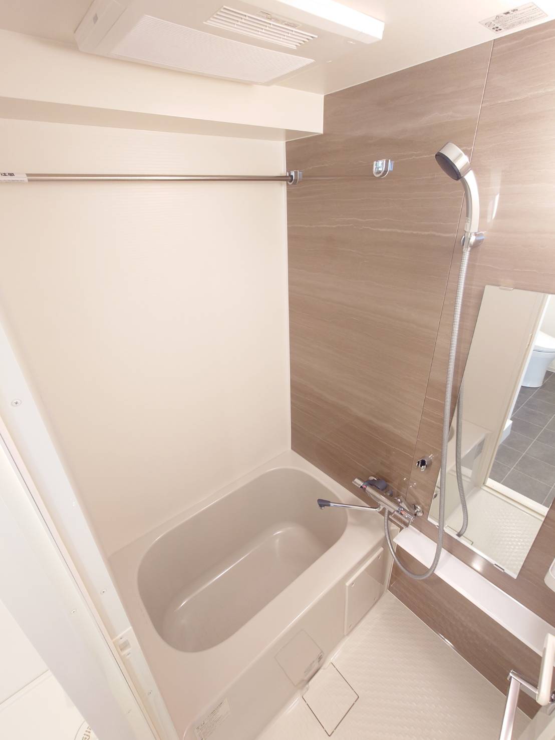 シャワールーム