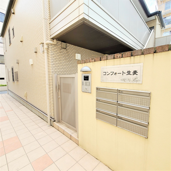 建物エントランス