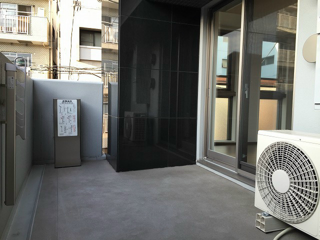 バルコニー