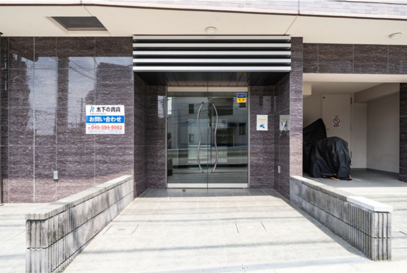 建物エントランス