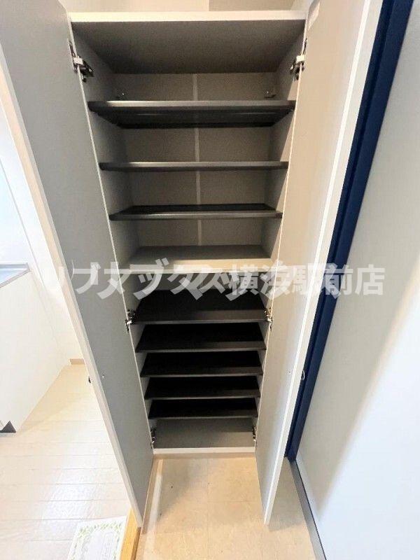 収納