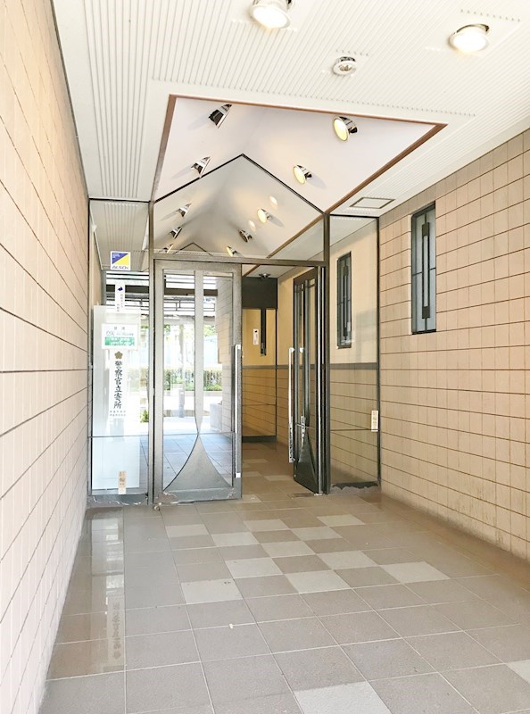 建物エントランス