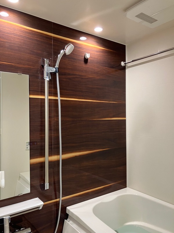 シャワールーム