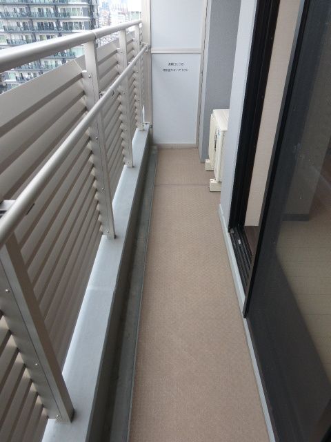 バルコニー