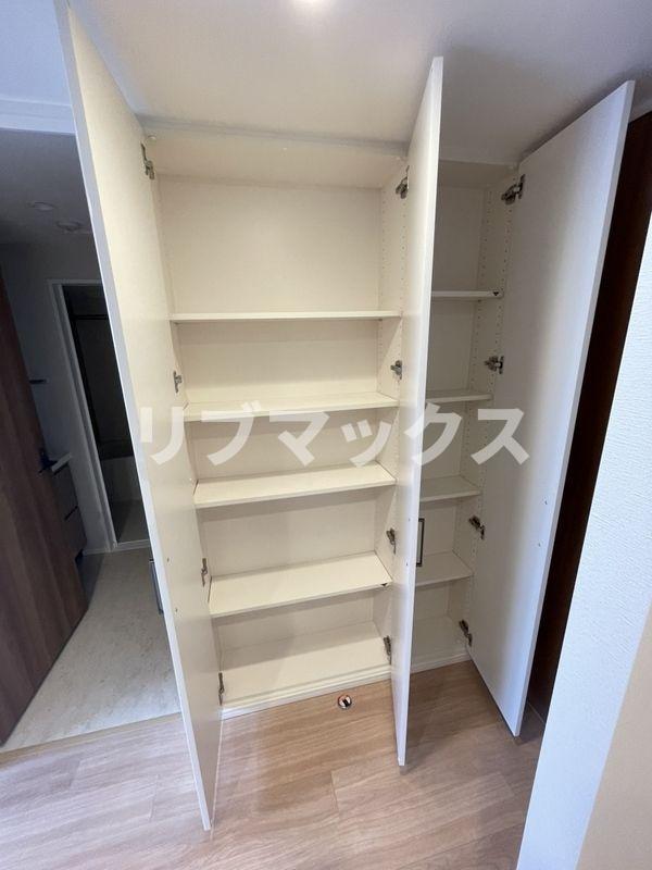 収納