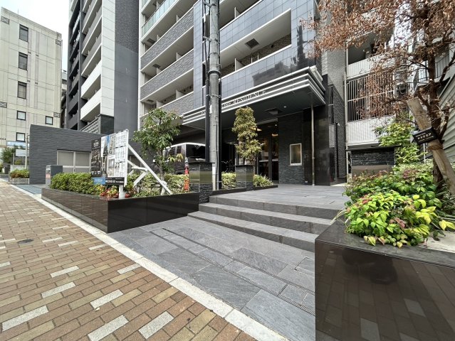 建物エントランス