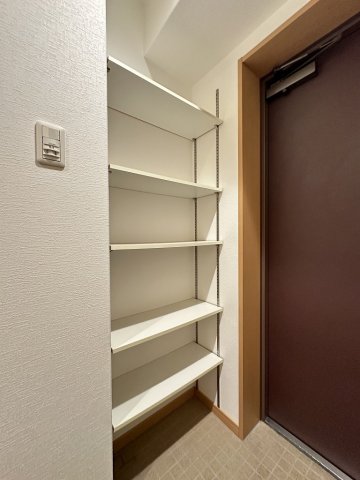 収納