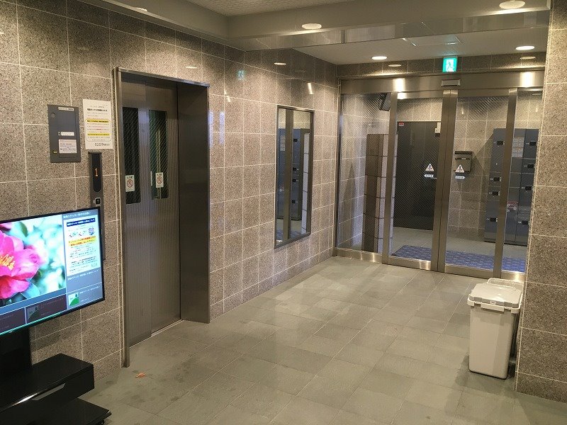 建物エントランス