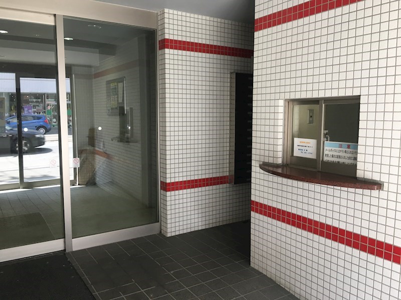 建物エントランス