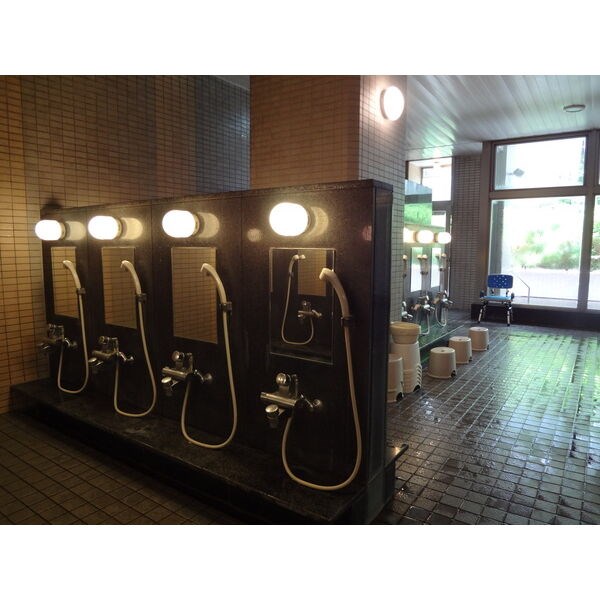 シャワールーム