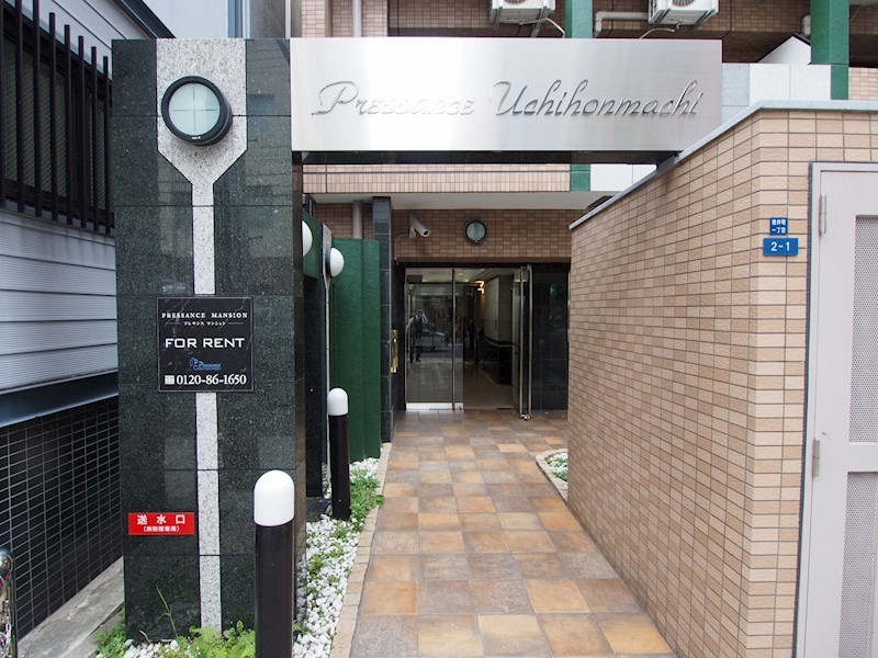 建物エントランス