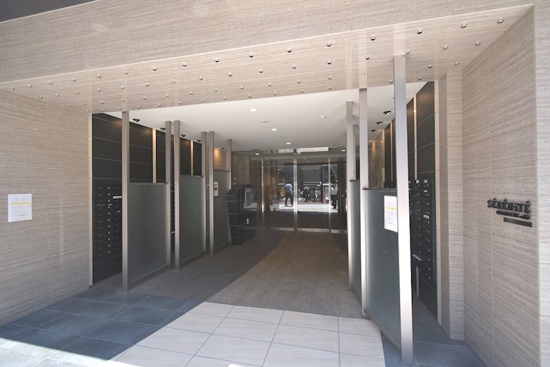 建物エントランス