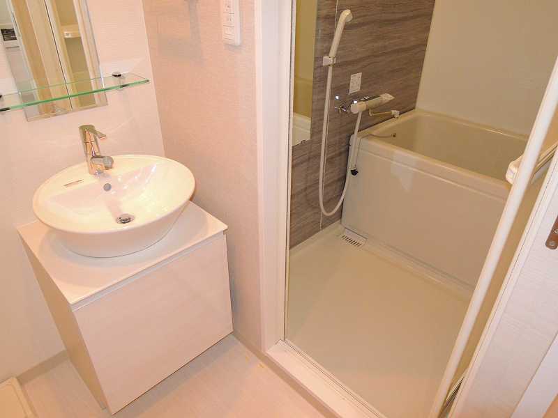 シャワールーム