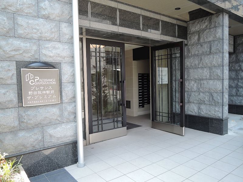 建物エントランス