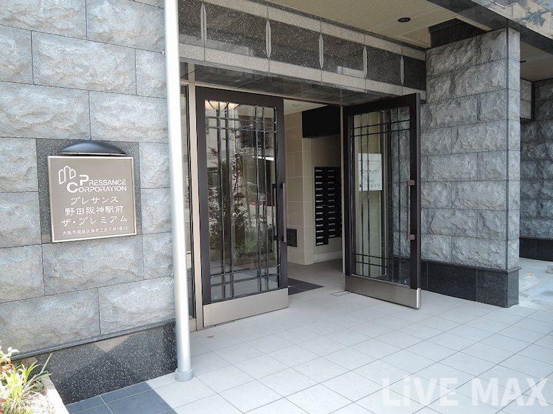 建物エントランス