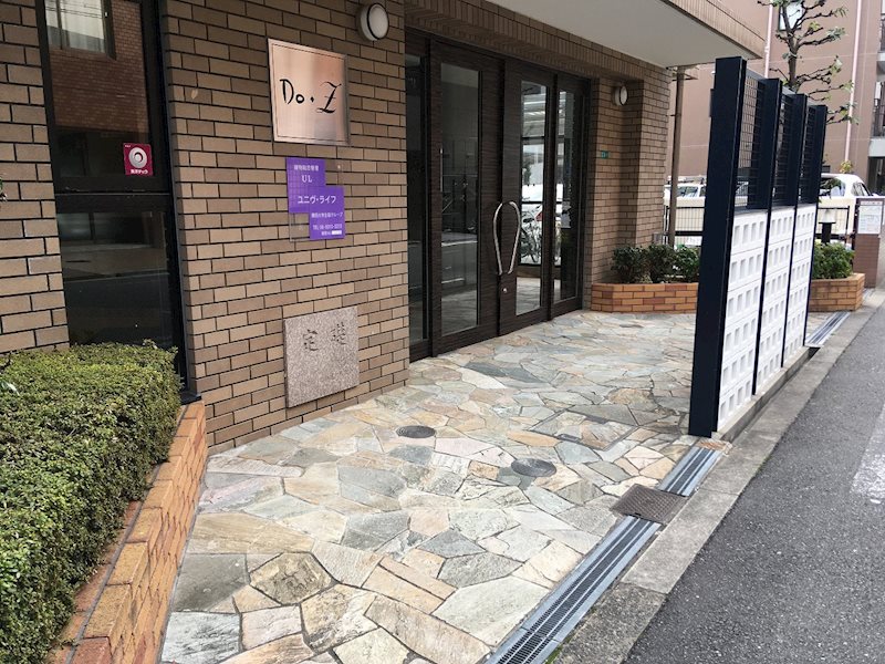 建物エントランス