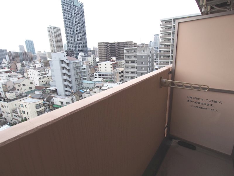 バルコニー