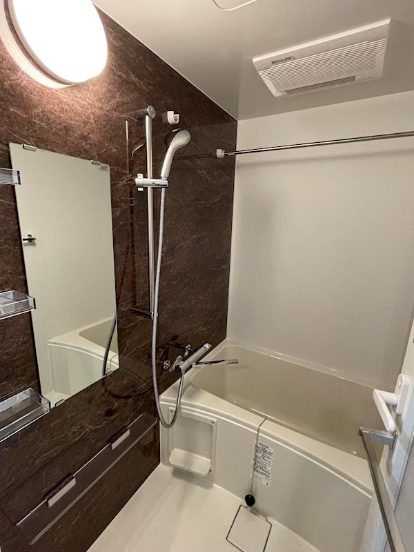 シャワールーム