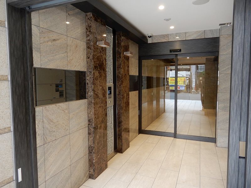 建物エントランス