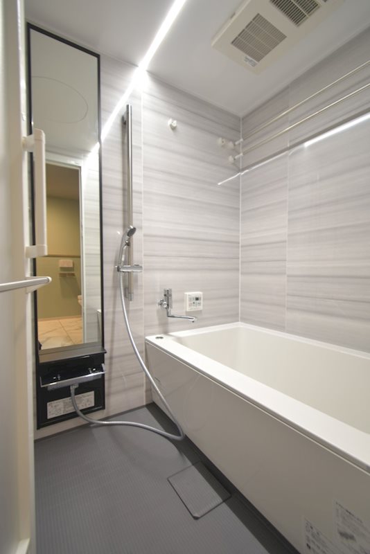 シャワールーム