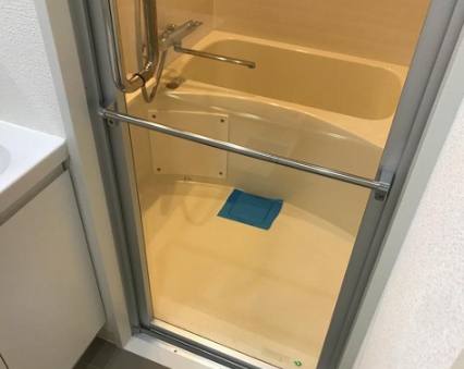 シャワールーム