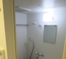 シャワールーム