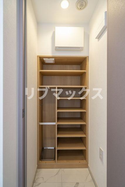 収納