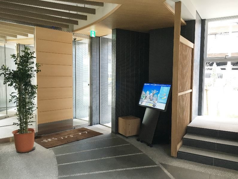 建物エントランス