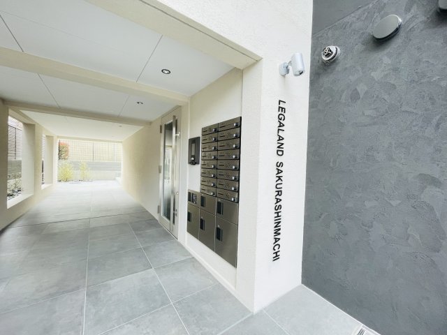 建物エントランス