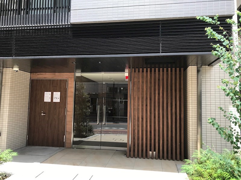 建物エントランス