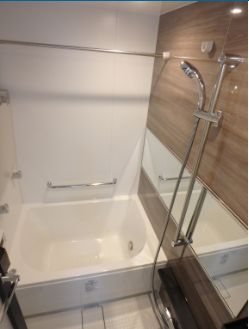 シャワールーム