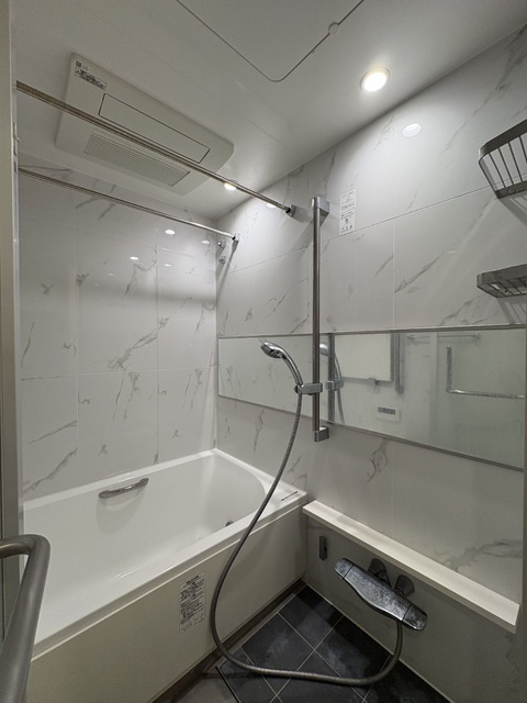 シャワールーム