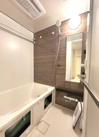 シャワールーム