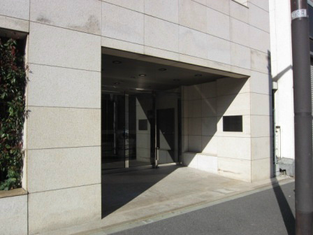 建物エントランス