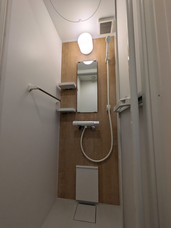 シャワールーム