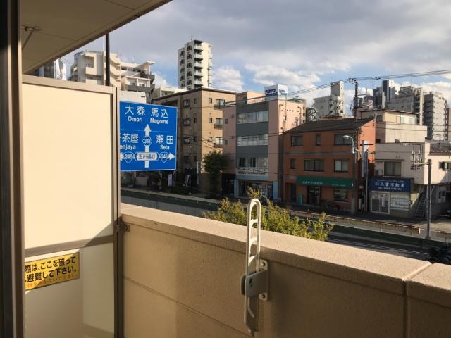 バルコニー